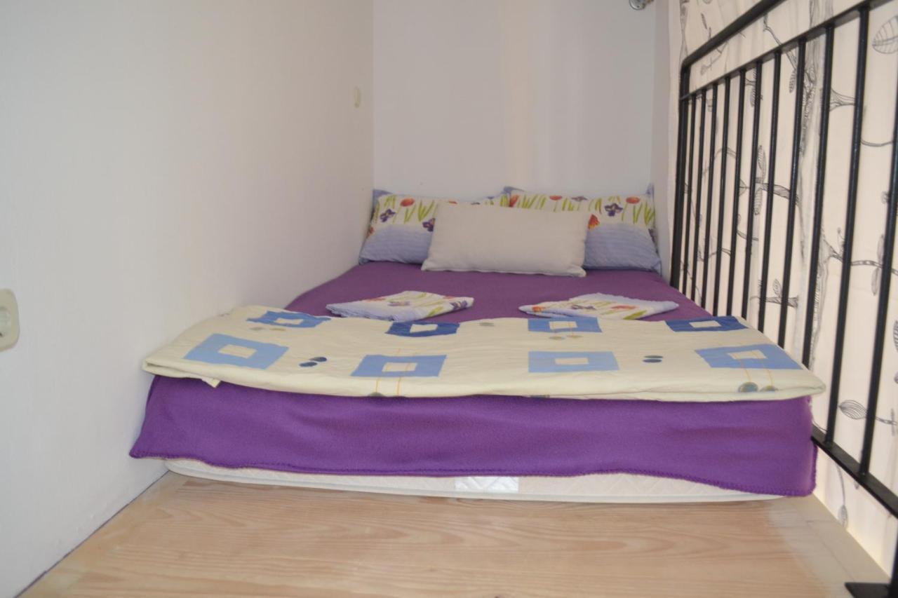 Apartments Lucija Srima Exterior photo