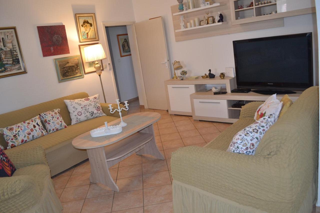Apartments Lucija Srima Exterior photo